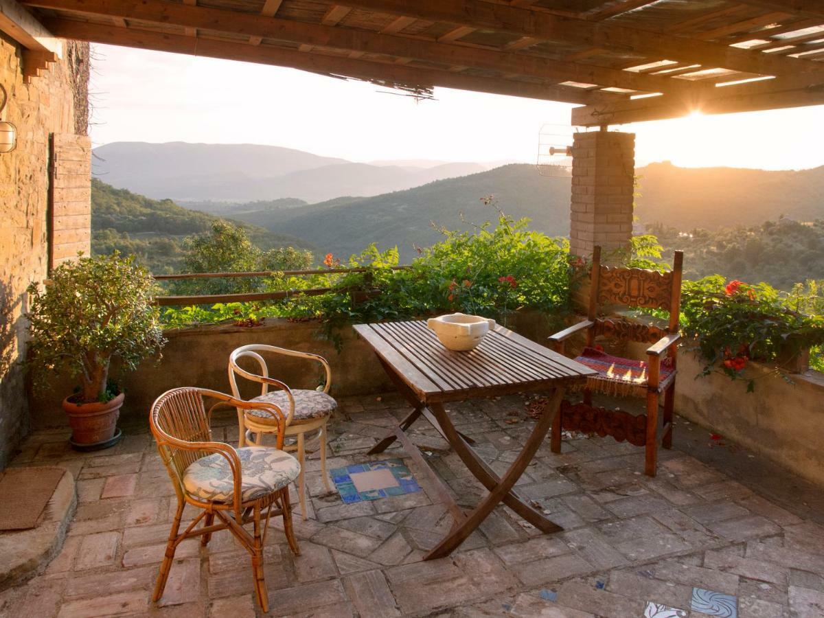 Casa La Valle, Gubbio, Frazione Santa Cristina住宿加早餐旅馆 外观 照片