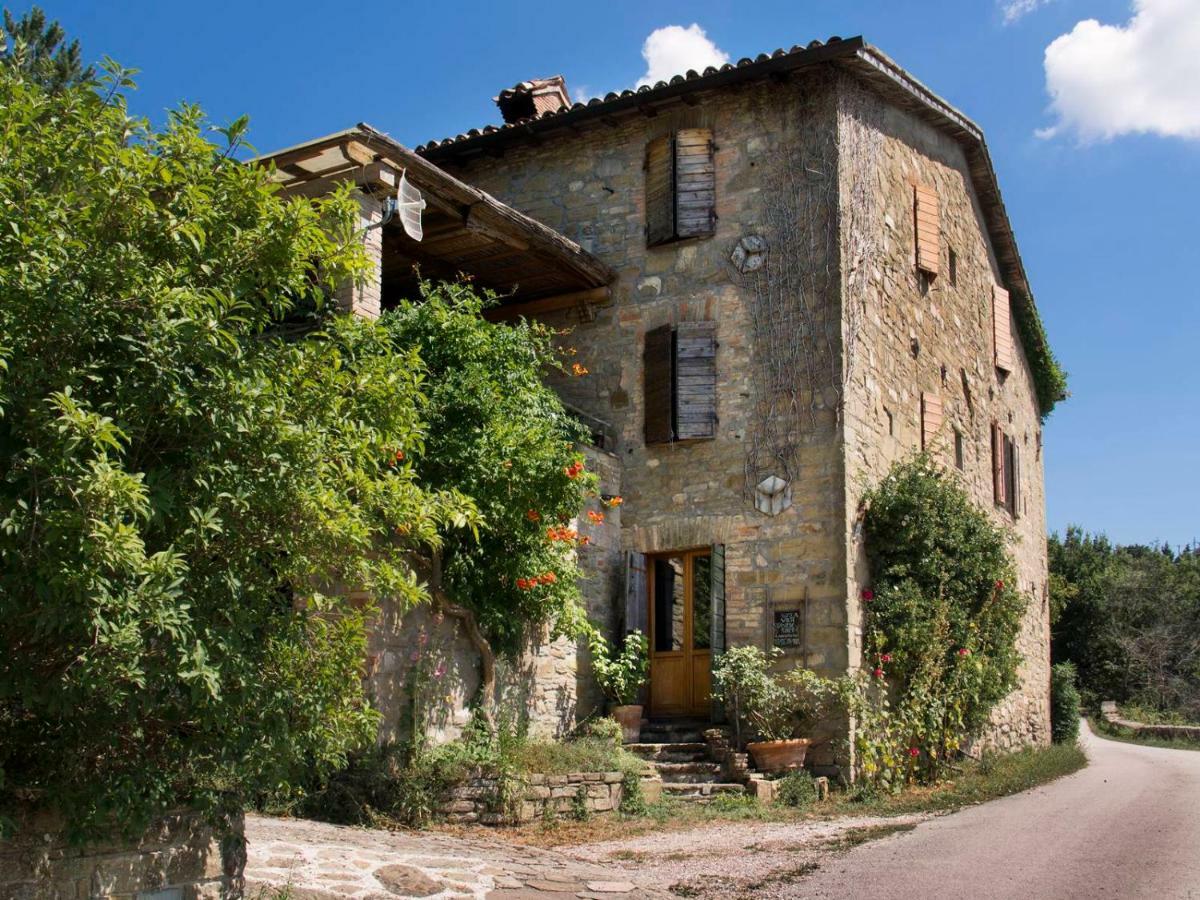 Casa La Valle, Gubbio, Frazione Santa Cristina住宿加早餐旅馆 外观 照片